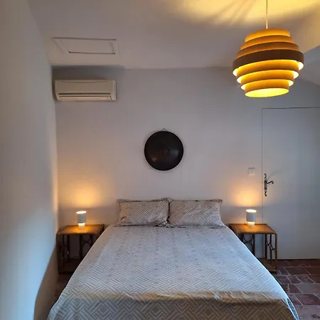 Prázdninový dům Maison De Charme Village Pres D'avignon Villeneuve-lès-Avignon